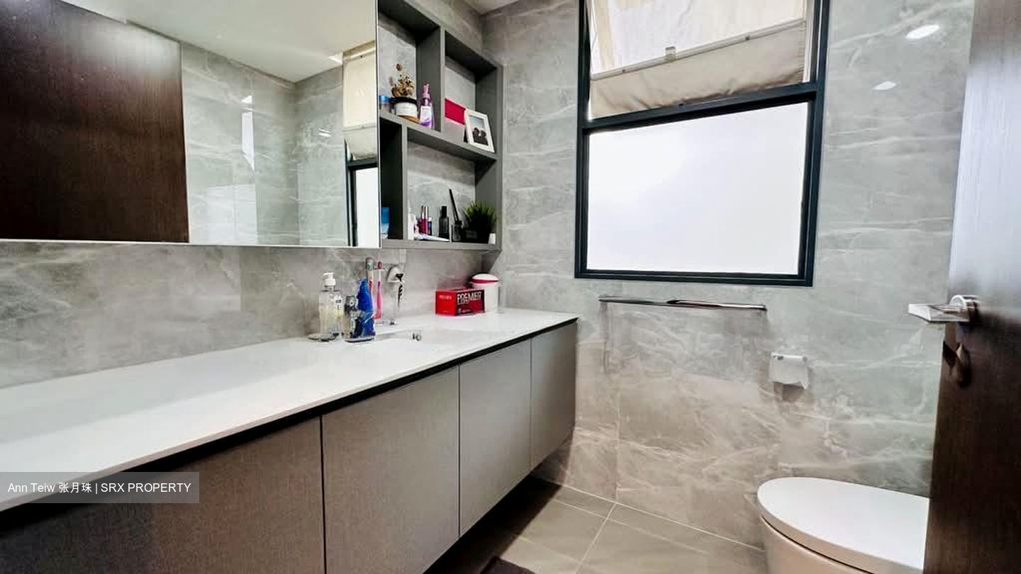 The Brownstone (D27), Condominium #535760791